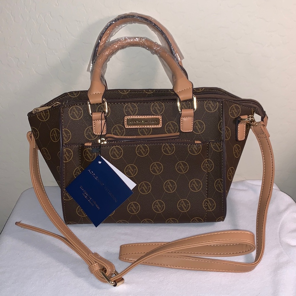 ADRIENNE VITTADINI BRAND NEW WITH TAGS GORGEOUS SATCHEL - Picture 1 of 11